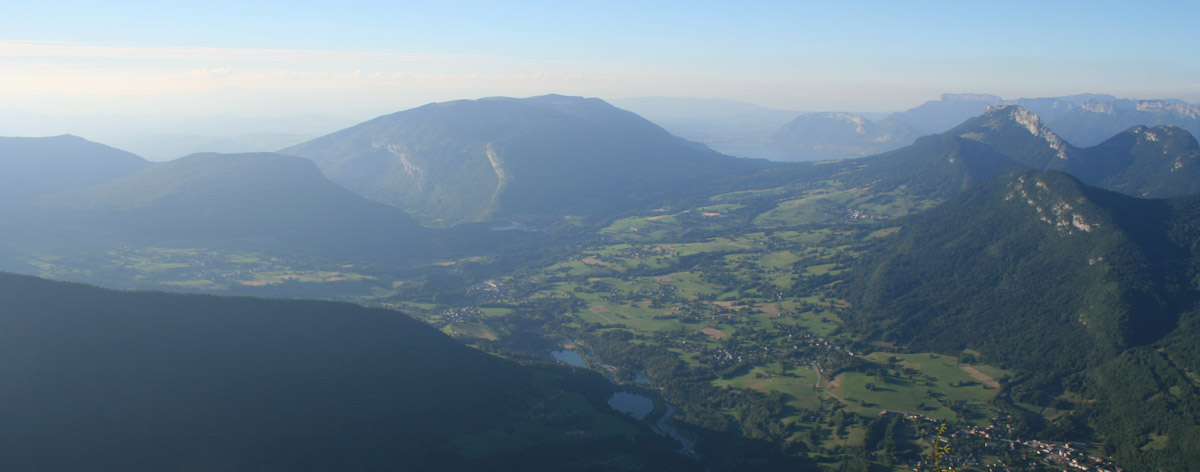 Bange tranverse valley